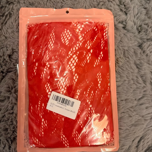 Elegant Red Lace Bodysuit - Picture 2 of 2